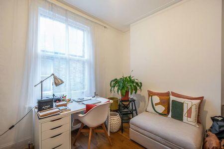 3 bedroom flat to rent - Photo 5