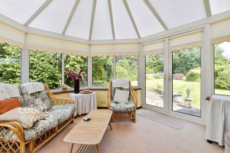 3 bedroom detached bungalow to rent - Photo 3