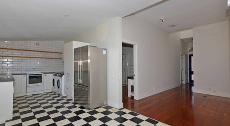 2 bedroom bungalow in Wadestown - Photo 4