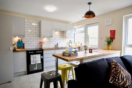 6 bedroom house to rent - Photo 5