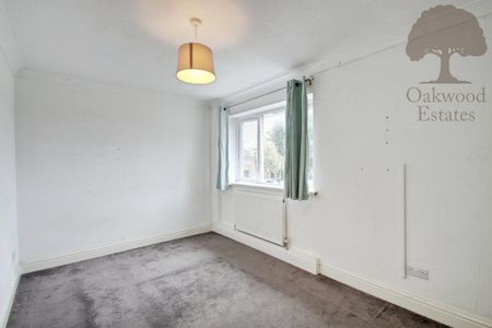 2 bedroom maisonette to rent - Photo 5