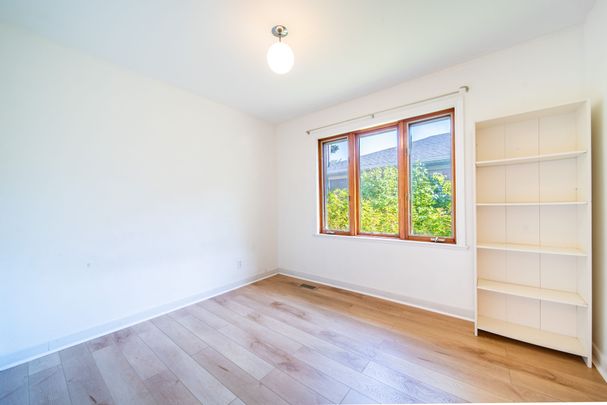 For Lease - 533 Browning Avenue, Alta Vista and Area, Ontario - Photo 1