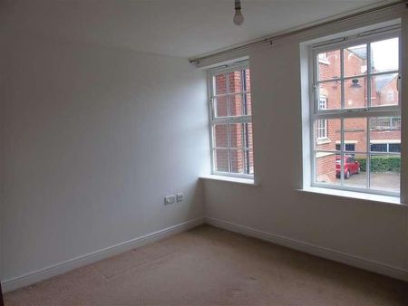 Florey Gardens, Aylesbury, HP20 - Photo 3