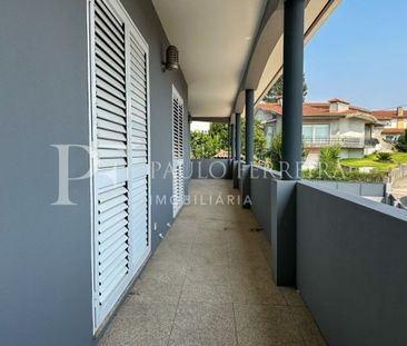 4 room luxury House for rent in Vila Nova de Famalicão, Portugal - Photo 3