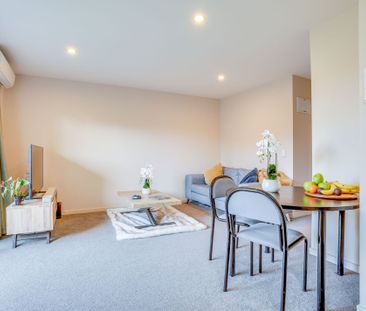 Secure and sunny - Photo 6