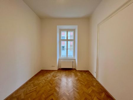 Erstbezug nach Sanierung 4-Zimmer-Wohnung in der Nähe vom Augarten - Provisionsfrei! - Photo 3