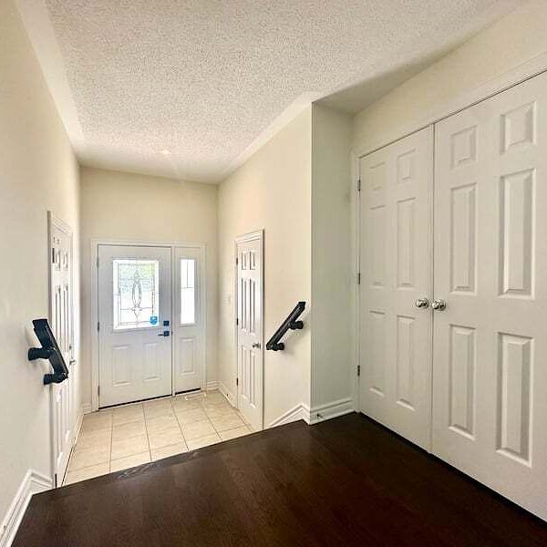 109 Calvington Ave, Kanata, ON - Photo 1