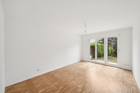 Erstbezug nach Sanierung - grosszügige Wohnung mit Sitzplatz - Photo 5