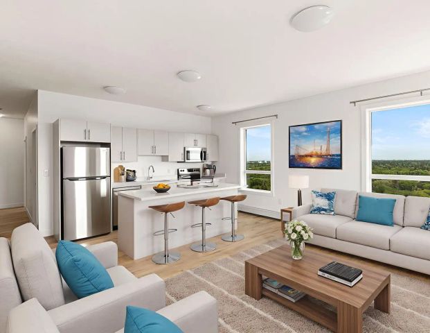 639 Main — 2 Bedrooms + 2 Bathrooms - Photo 1