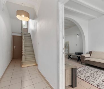 Ruime 3 kamerwoning met koer te huur in Sint-Amandsberg - Foto 2