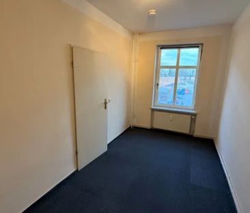 Schöne 2-Zimmer-Wohnung in zentraler Lage zu mieten! - Photo 2