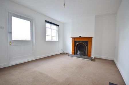 2 bedroom semi-detached house to rent - Photo 3