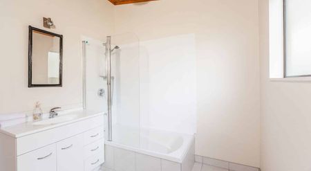 New kitchen and large deck for summer - Photo 5