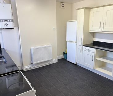 3 bedroom maisonette to rent - Photo 5