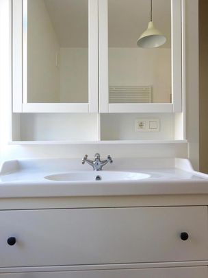 Gerenoveerde woning met tuin in Eeklo - Photo 1