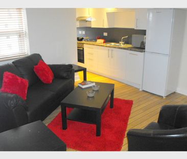 Flat 2, Tithebarn Street - Photo 2