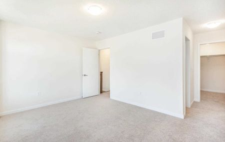 For Lease - 258 Townline Road, Oshawa, Ontario - Photo 4