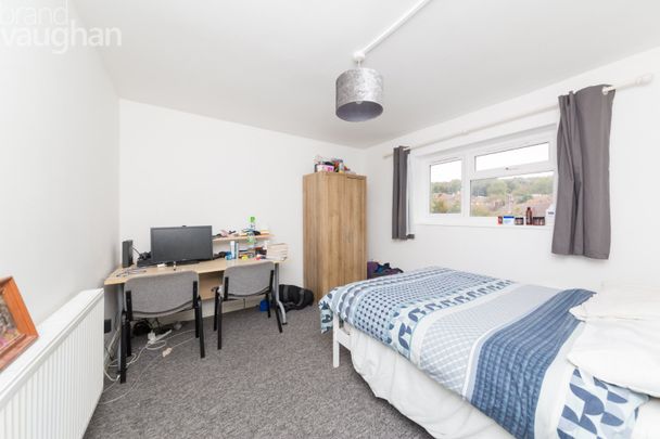 2 bedroom property to rent - Photo 1