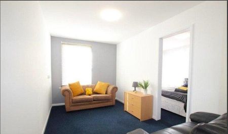 1 Beds - Apartment - - Photo 2