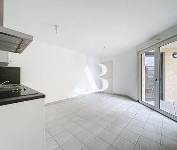 Location Appartement 2 pièces 39m² LE MEE SUR SEINE 77350 - Photo 1