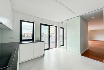 Apartamento T4 em Porto