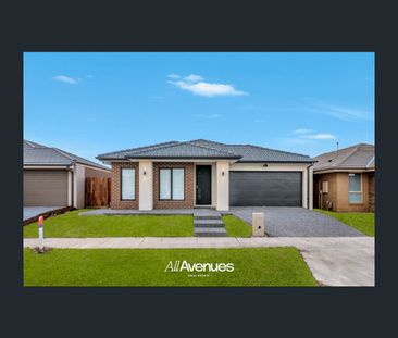 19 Bonza Circuit, Clyde North, Vic 3978 - Photo 1
