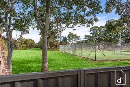 Charming Three Bedroom Home In Central Location - Photo 5