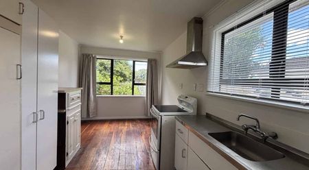 Looking for a comfy family home? - Photo 5