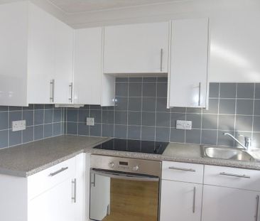 1 bedroom end of terrace house to rent - Photo 2