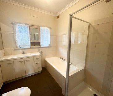 6 Rowell Street, Rosanna - Photo 6