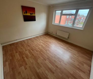 3 bedroom townhouse to rent - Photo 4