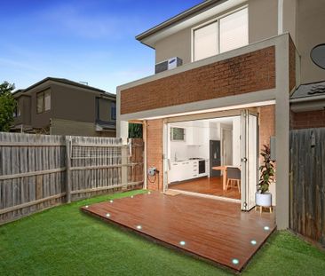 2/73A Power Avenue, Chadstone VIC 3148 - Townhouse For Rent | Domain - Photo 5