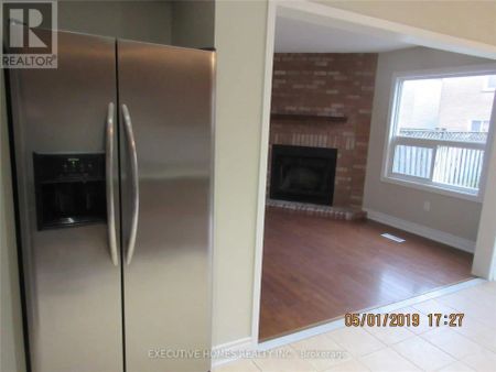 74 HUDSON DRIVE - Photo 5
