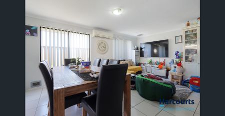 Spacious Home in a Fantastic Location - Photo 3