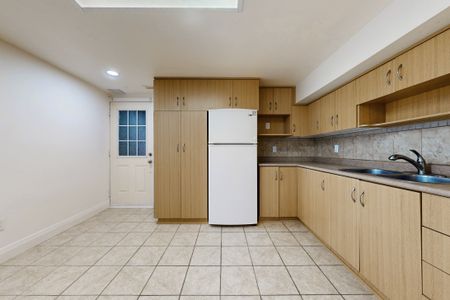 For Lease - 43 Alessia Circle, Toronto, Ontario - Photo 5