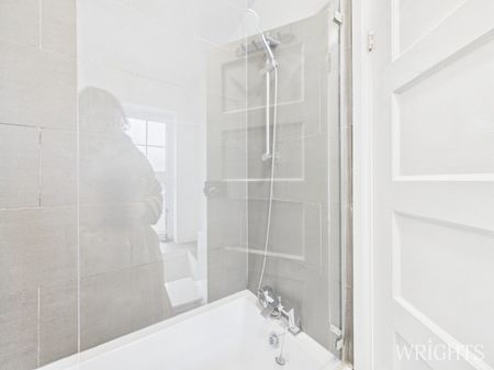 2 bedroom Apartment - Woodhall House, Welwyn Garden City - Photo 5