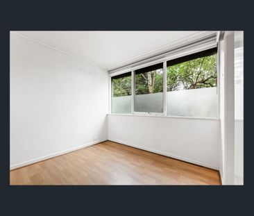 One bedroom wonder! - Photo 1