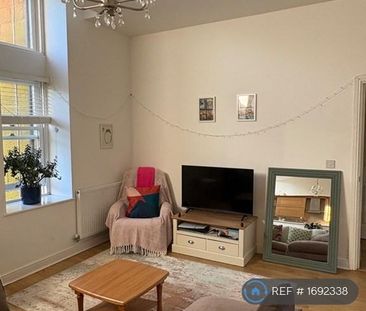 1 bedroom flat to rent - Photo 6