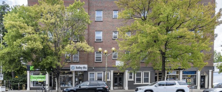 6156 Sherbrooke West | 6156 Sherbrooke West, Montreal - Photo 1