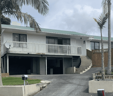 Four Bedroom Home In Tikipunga - Photo 3