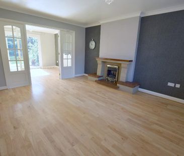 4 bedroom detached house to rent - Photo 4