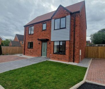 2 bedroom semi-detached house to rent - Photo 3