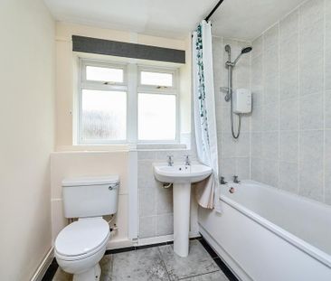 2 bedroom apartment to rent - Photo 6