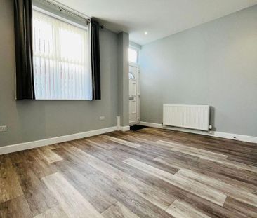 3 bedroom house to rent - Photo 2