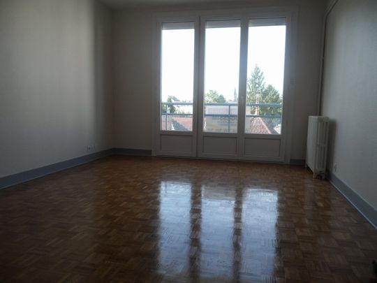 Location Appartement 4 pièces 68m² BOURGES 18000 - Photo 1