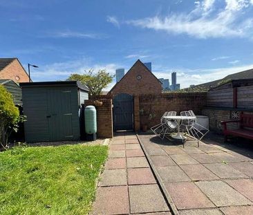 Capstan Way, Surrey Quays, SE16 - Photo 2