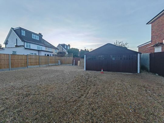 1 bedroom Property To Let Total Size: 1260 SQ FT - Photo 1