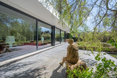 Prachtig gelijkvloers appartement met tuin ideaal gelegen aan de Zwinlaan - Photo 3