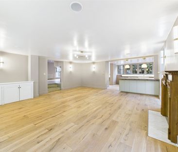 Petersham Road, Richmond, Surrey, TW10 - Photo 4