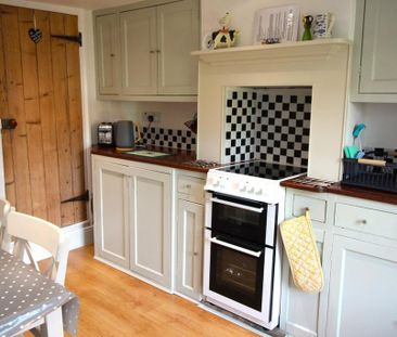 2 bedroom terraced house to rent - Photo 6